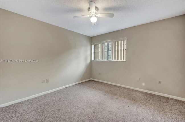 Building Photo - 1604 NE 151st St