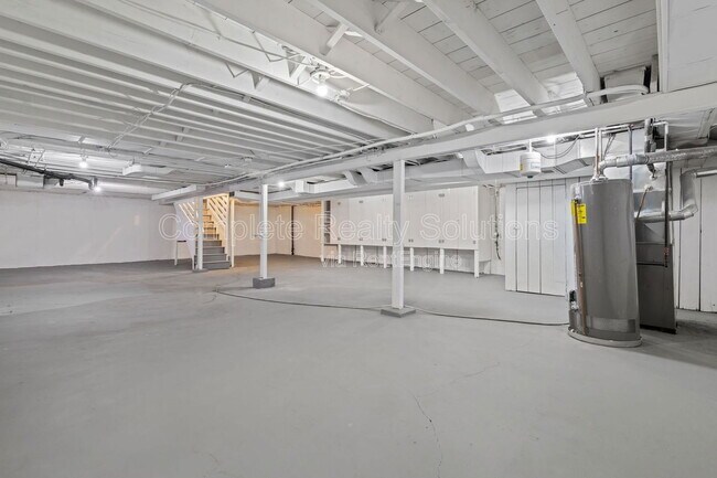Building Photo - 524 Gerald Pl