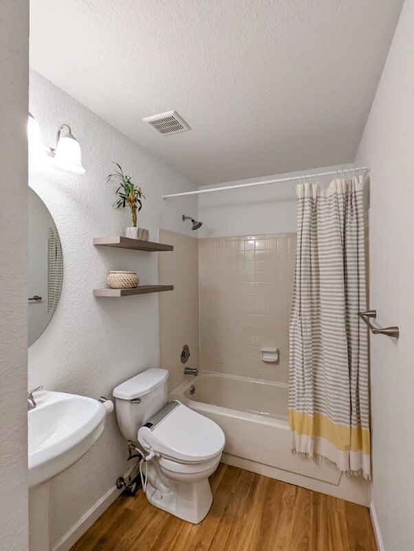 Building Photo - 6122 Habitat Dr