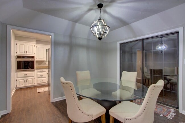 Building Photo - 3514 Skyline Blvd