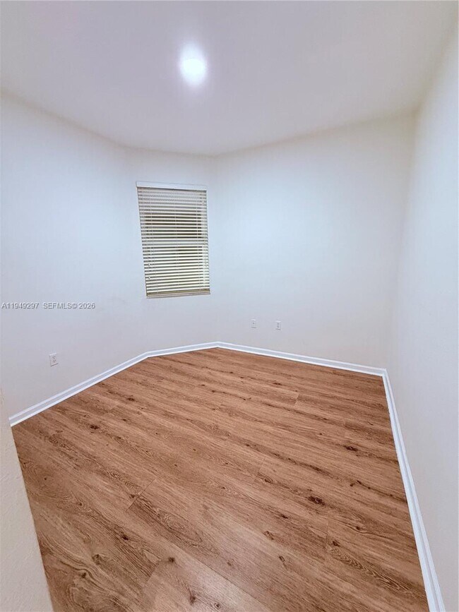 Building Photo - 11202 NW 83rd St