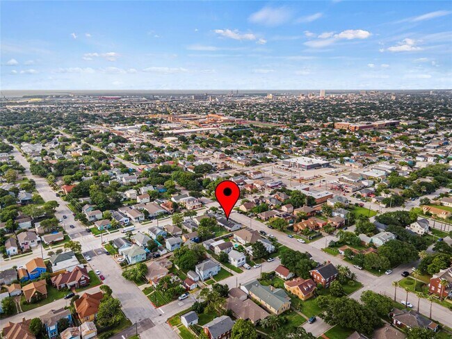 Building Photo - 2503 46th St