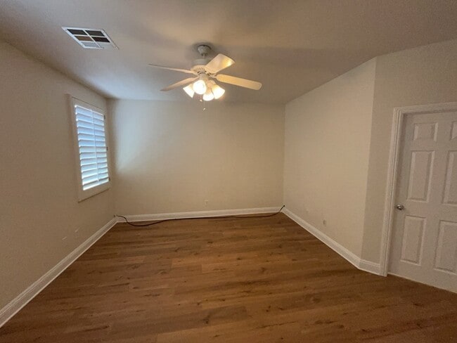 Building Photo - 6043 Eganridge Ct