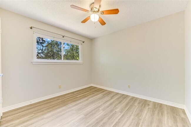 Building Photo - 526 Cutty Trail