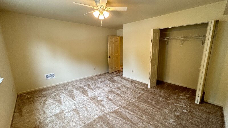 Building Photo - 3736 Carman Rd