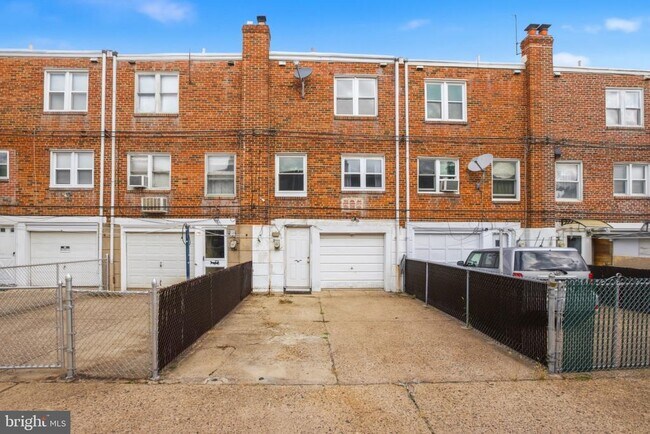 Building Photo - 8119 Terry St