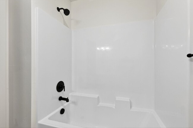 Building Photo - BRAND NEW TOWNHOME IN REXBURG WITH GARAGE