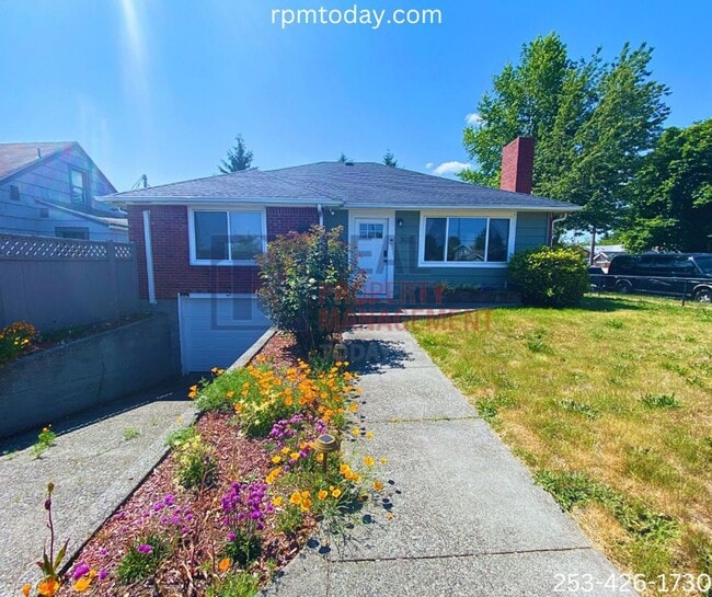Primary Photo - Stylish and Convenient 2BR/1BA Home with A...