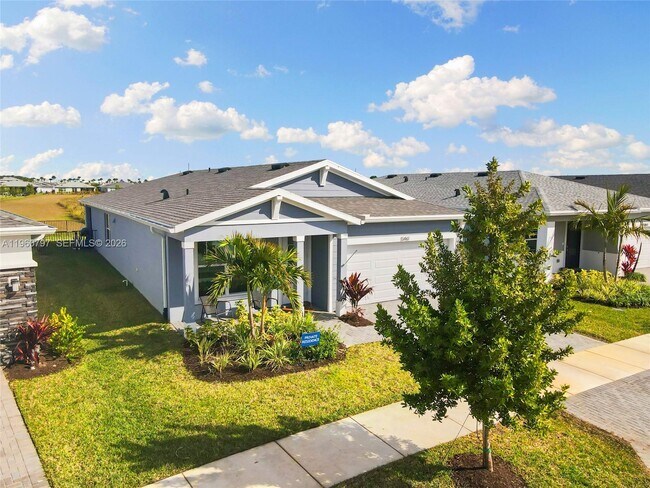 Building Photo - 13461 SW Bally Dr