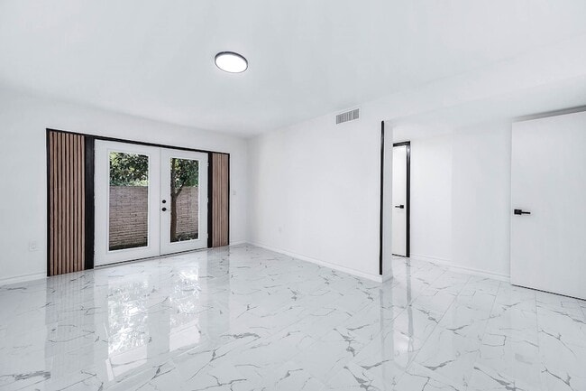 Building Photo - 1616 Redway Ln