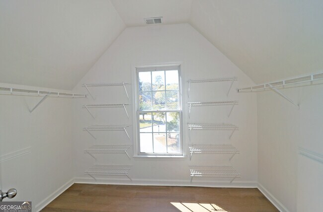 Building Photo - 195 Beracah Walk