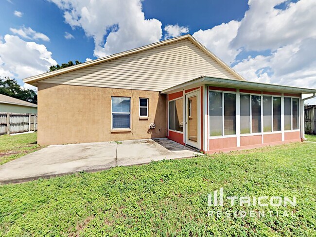Building Photo - 11302 Andy Dr
