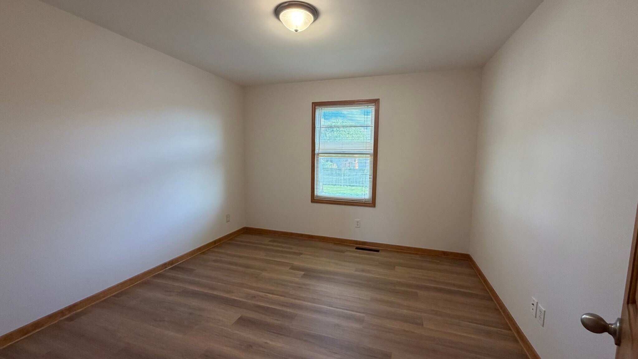 Building Photo - 6387 Amanda Dr