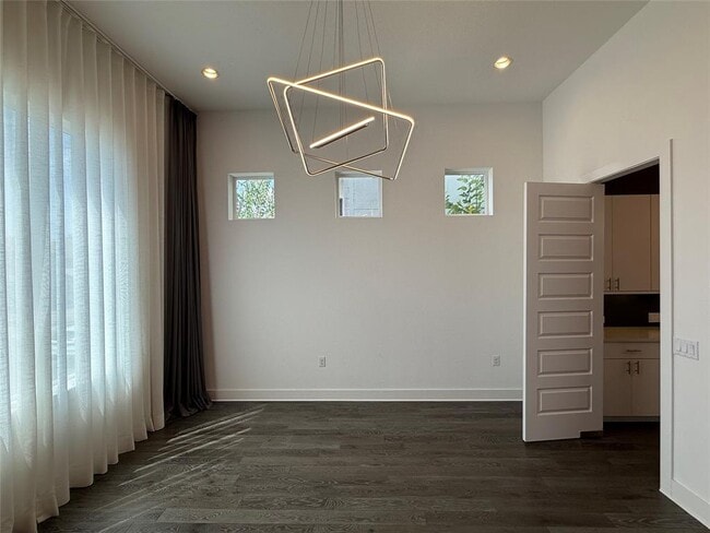 Building Photo - 6117 Seville Dr