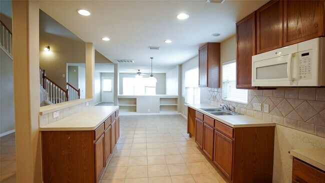 Building Photo - 16526 Bristle Creek Dr