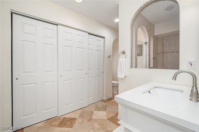 Building Photo - 1530 Imperial Golf Course Blvd