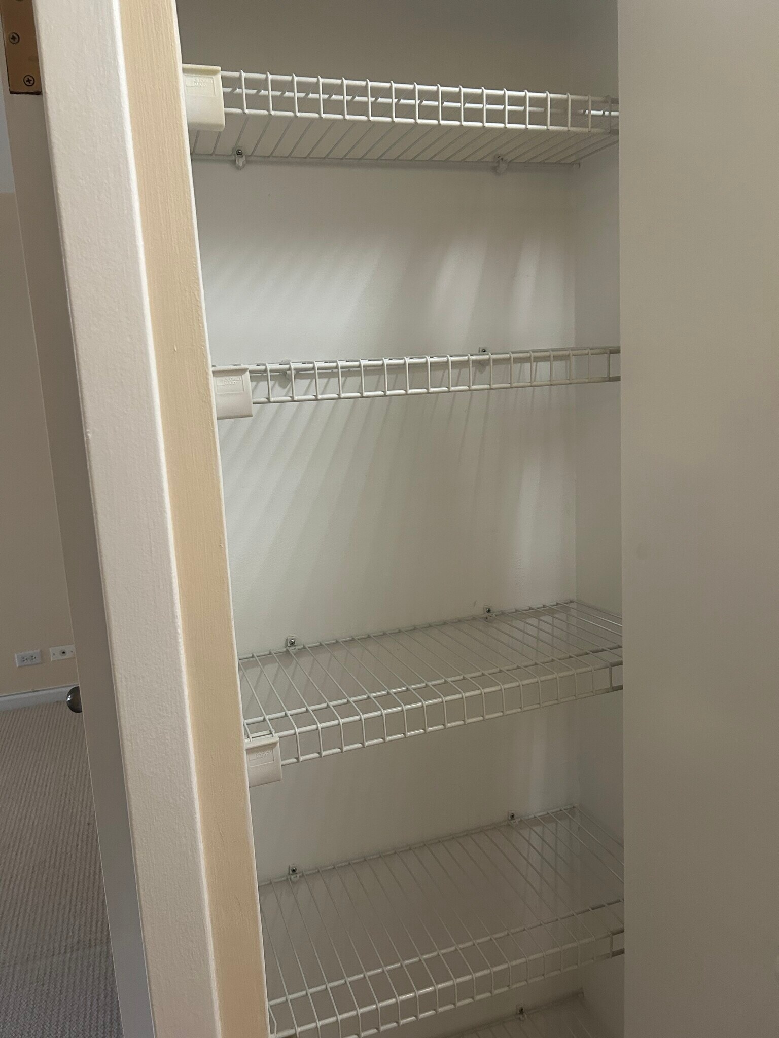 Closet - 5701 N Sheridan Rd