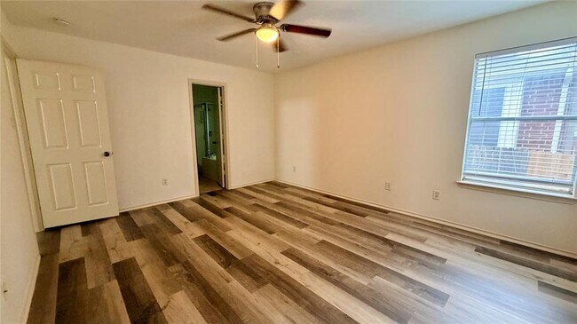 Building Photo - 1005 Traci Michelle Dr