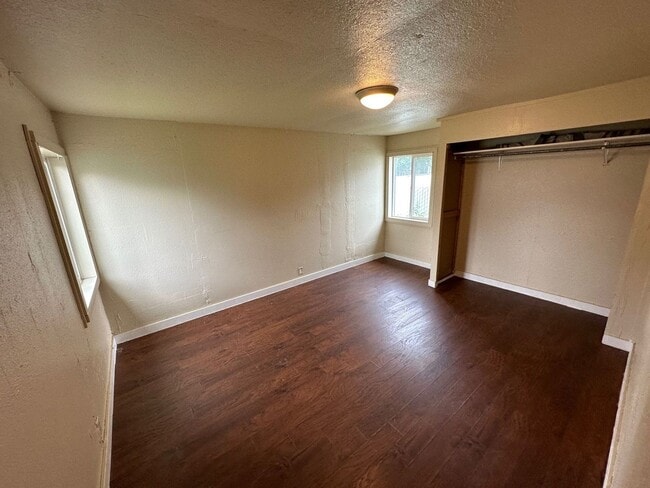 Building Photo - 4831 Frieda Ave