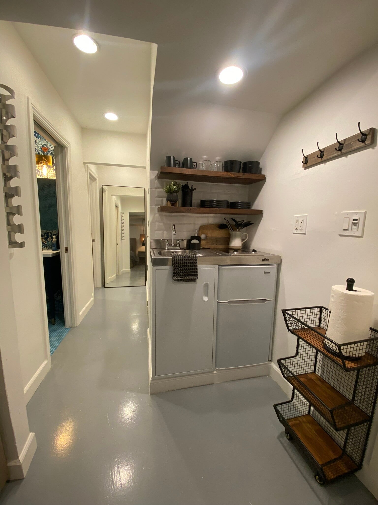 Building Photo - 4105 Pacific Ave