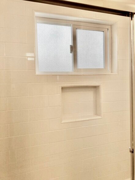 Building Photo - 907 Sharmon Palms Ln