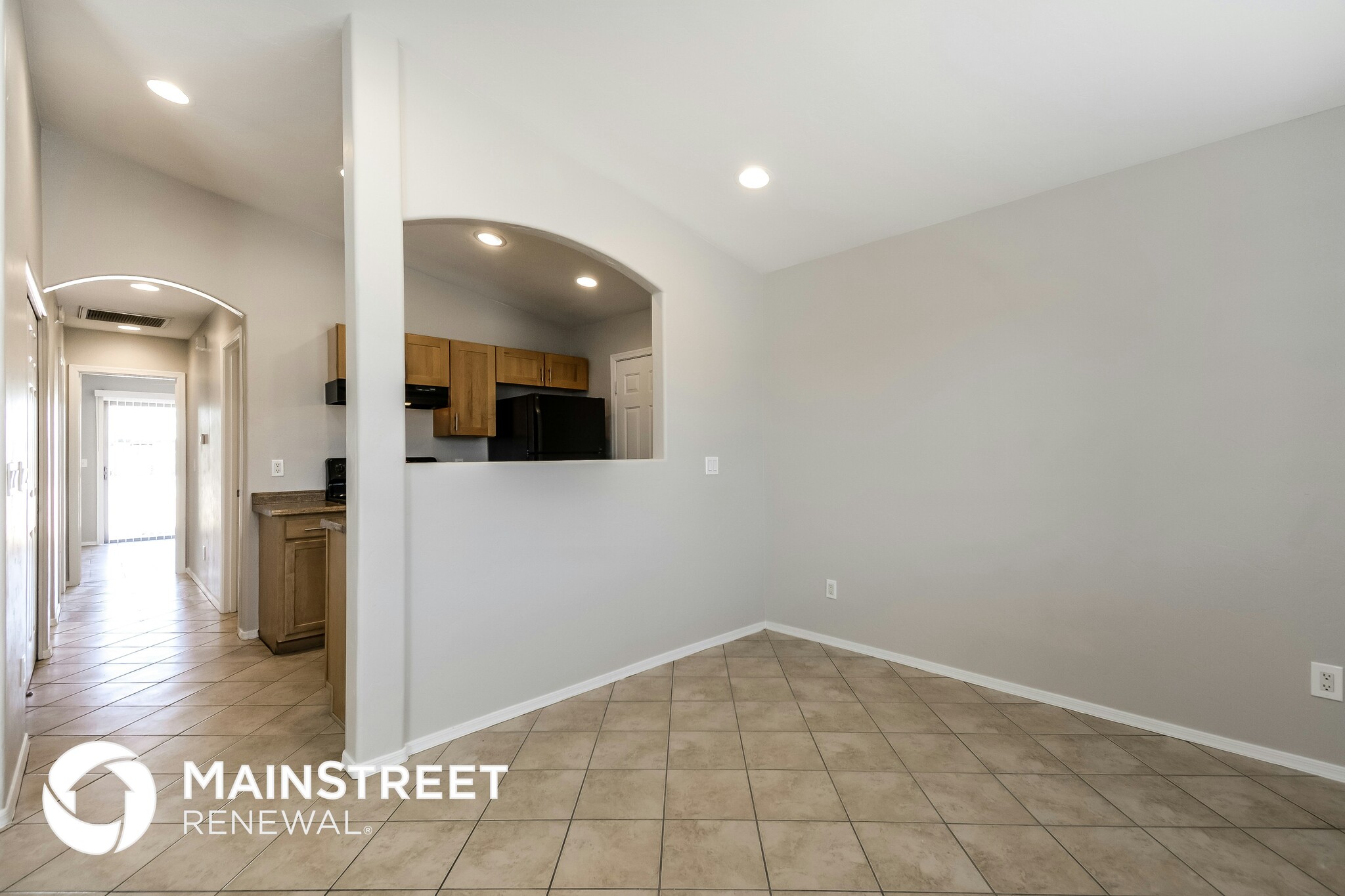 Building Photo - 5040 Fremont Ave