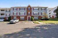 Building Photo - 513 Constellation Square SE