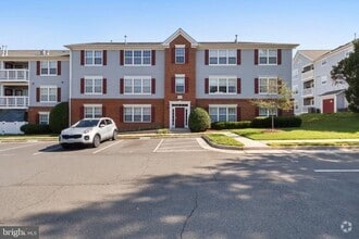 Building Photo - 513 Constellation Square SE