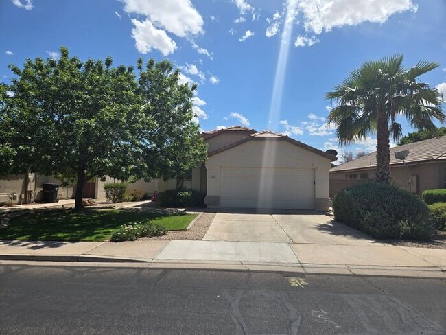 Primary Photo - 3-bedroom at Ellsworth & Guadalupe