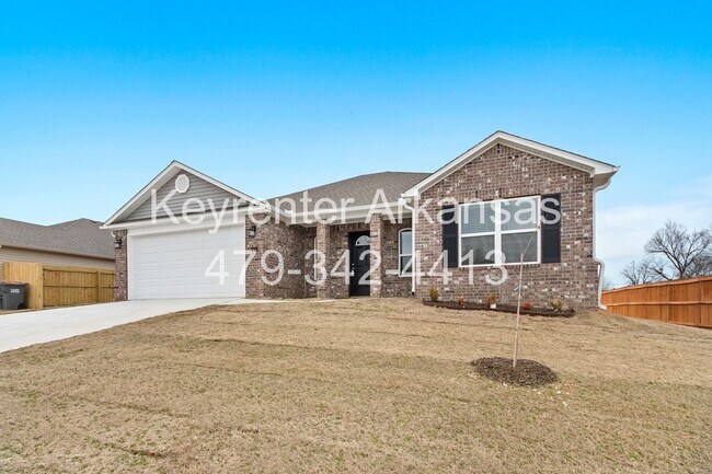 Building Photo - Gorgeous home ready for you!