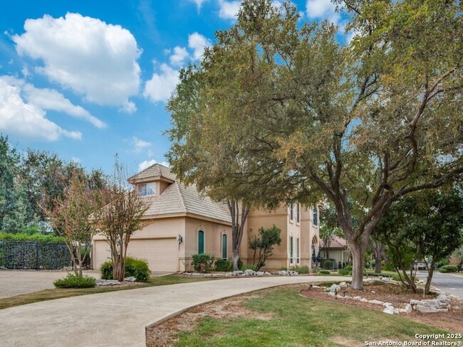 Building Photo - 19114 Autumn Garden