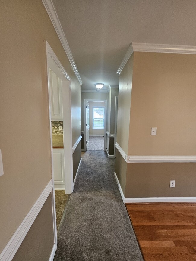 Building Photo - 203 Towbridge Ln