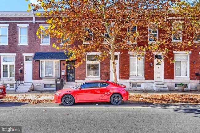 Building Photo - 424 N Linwood Ave