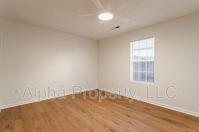 Building Photo - 107 Hammett Grove Ln