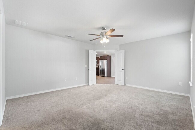 Building Photo - 2432 Frontera St