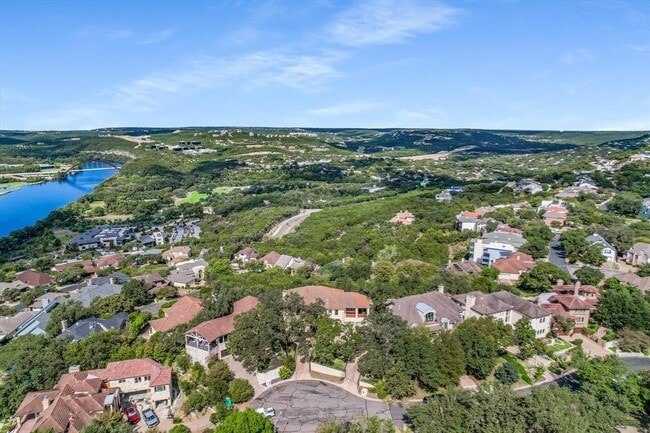 Building Photo - 4708 Lookout Mountain Cove
