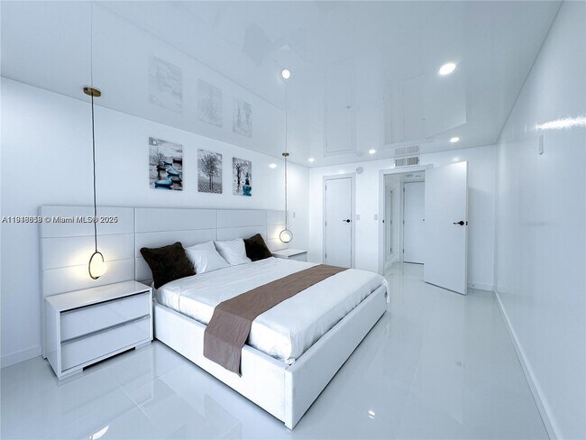 Building Photo - 501 Three Islands Boulevard