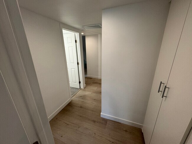 Building Photo - 431 N Alhambra Ave