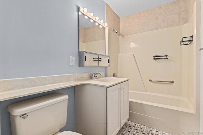 Building Photo - 60 Kensico Rd