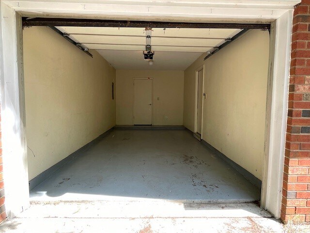 Building Photo - 106 Ayana Ct