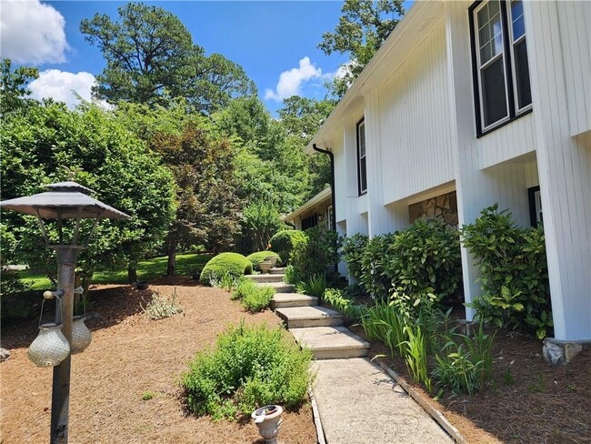 Building Photo - 3572 High Green Dr