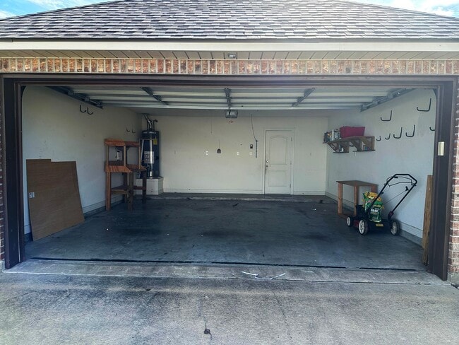 Building Photo - 439 Jordan Dr