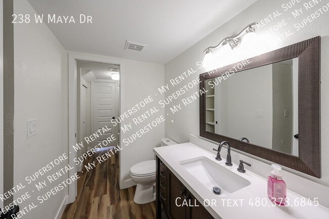 Building Photo - 238 W Maya Dr