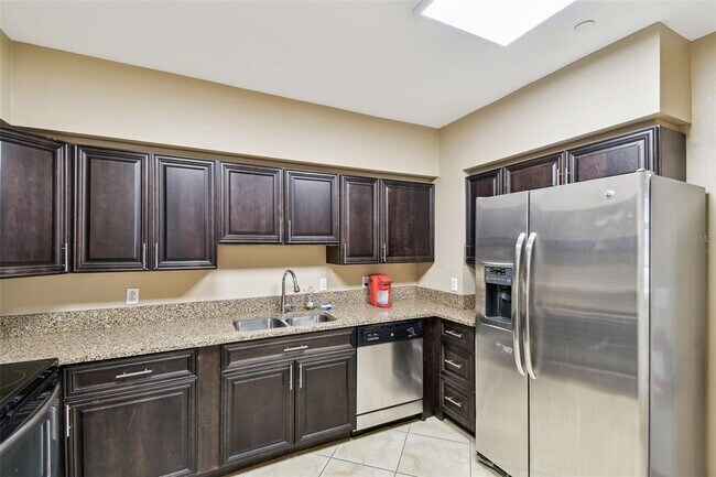 Building Photo - 1560 Gulf Blvd