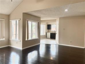 Building Photo - 12400 Overbrook Ln