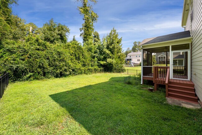 Building Photo - 3408 Alman Dr