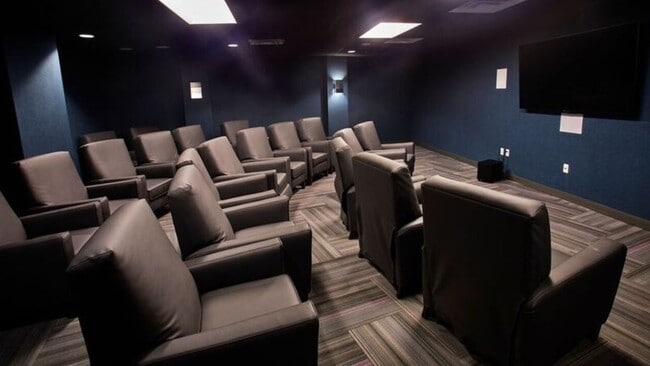 Building Photo - 1722 S Carson Ave