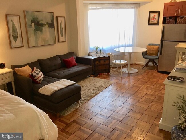 Building Photo - 1727 Massachusetts Ave NW