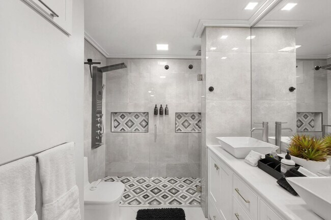 Building Photo - 10356 57th Way N