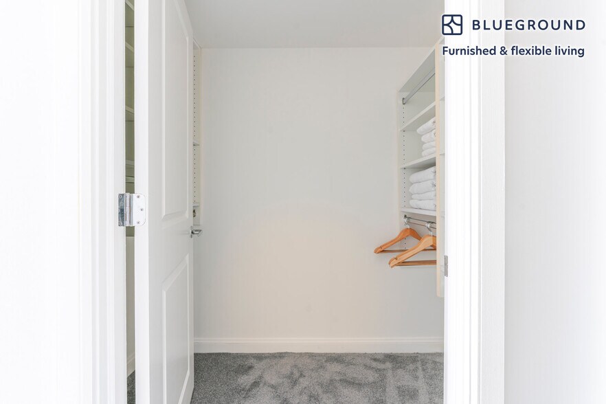 Building Photo - 4835 Cordell Ave